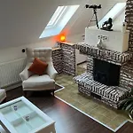 Gemütliche Wohnung, Heimkino, Couch&küche Apartamento