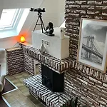Gemuetliche Wohnung, Heimkino, Couch & Kueche דירה *