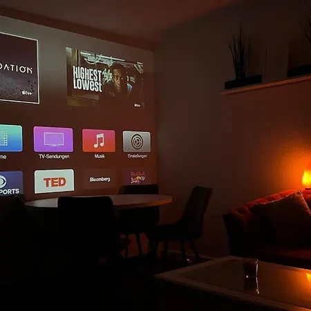 Gemuetliche Wohnung, Heimkino, Couch & Kueche זיגן