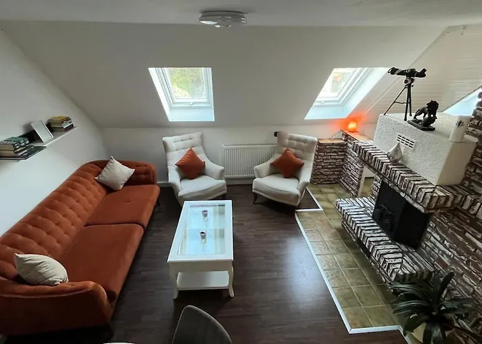 Gemuetliche Wohnung, Heimkino, Couch & Kueche *